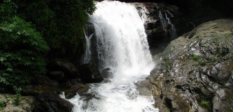 Attukad Waterfalls – Best time to Visit