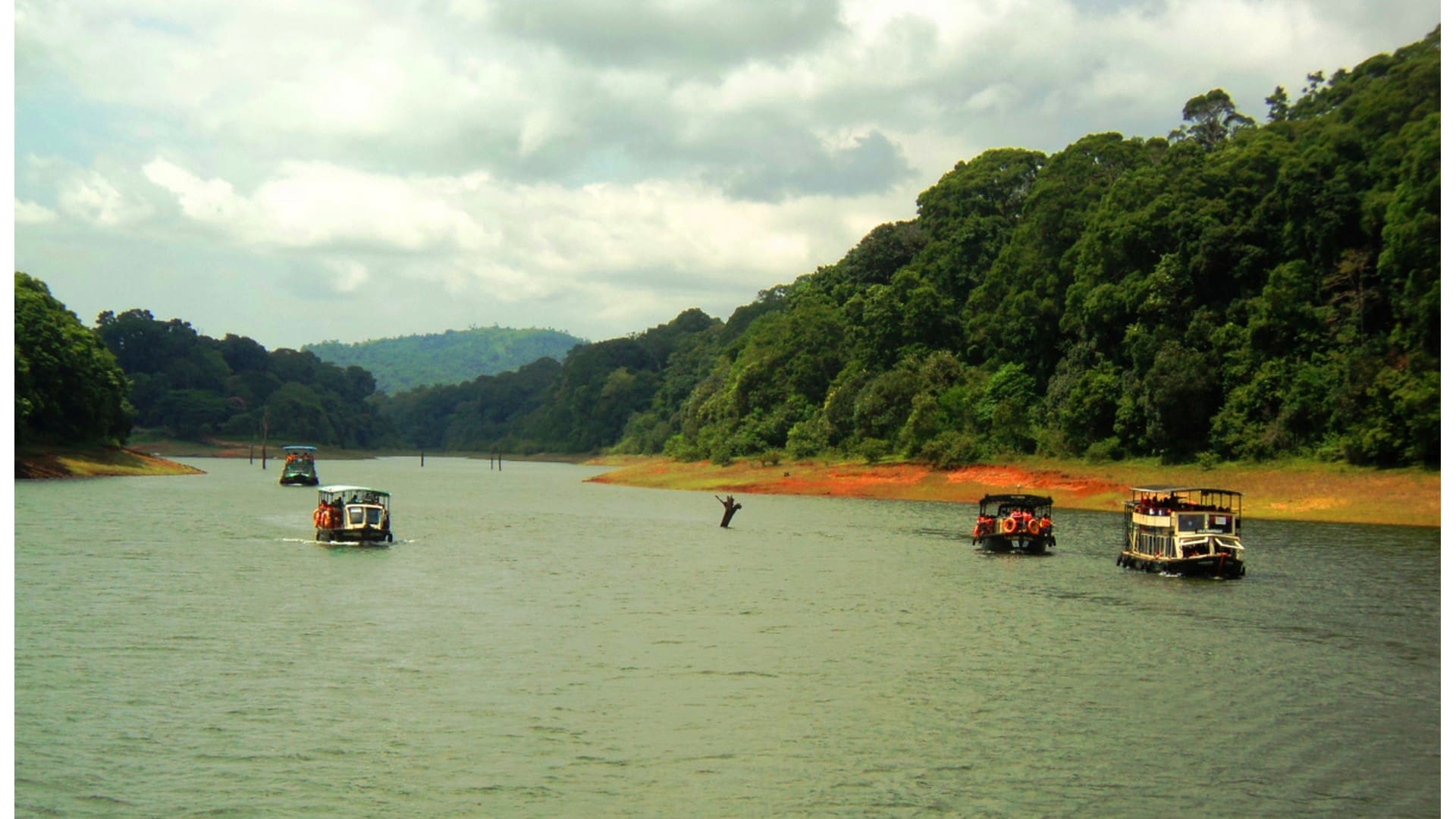 thekkady-boating-morning